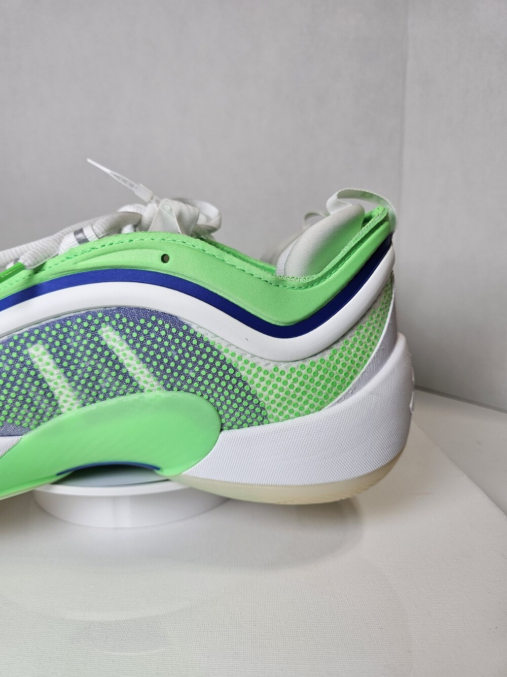 adidas D.O.N. Issue 6 JQ2249 Men’s 14 White Green Basketball Shoes New - Picture 11 of 13
